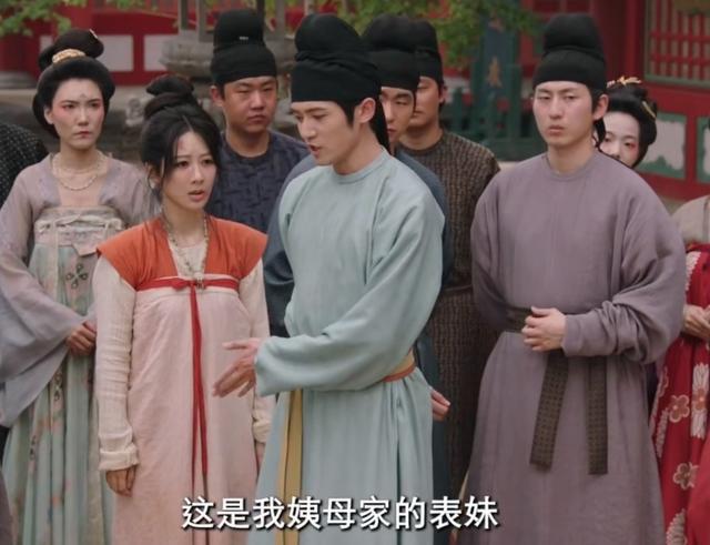 摘掉后险些没认出来他反差感也太强了凯发国际K8国色芳华：戴上眼罩帅气(图6)